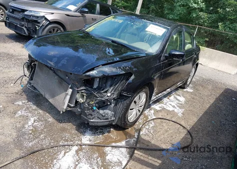 2010 Honda Accord 2.4 Lx z USA, uszkodzony, nr VIN 1HGCP2F3XAA196757